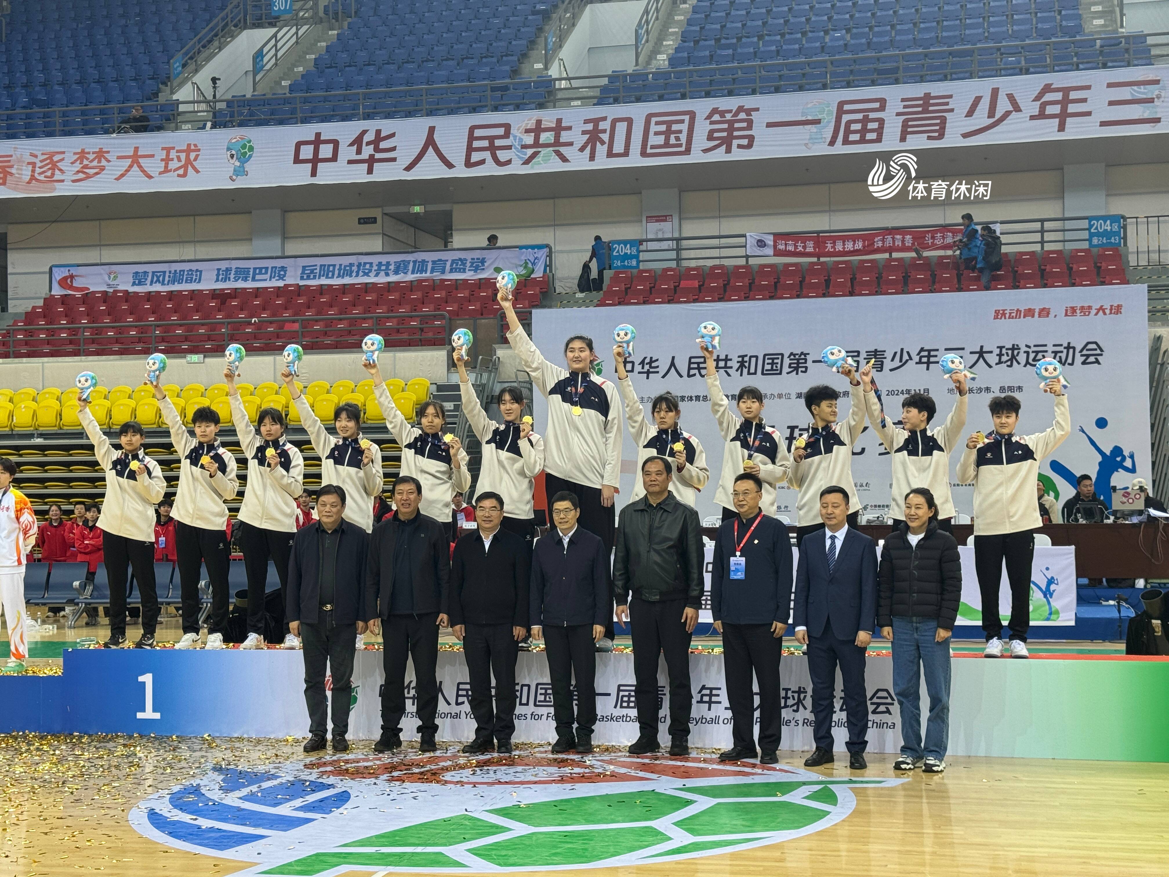 中国女篮上场三分26%+罚球25中12，本场三分40%+罚球11中11的简单介绍