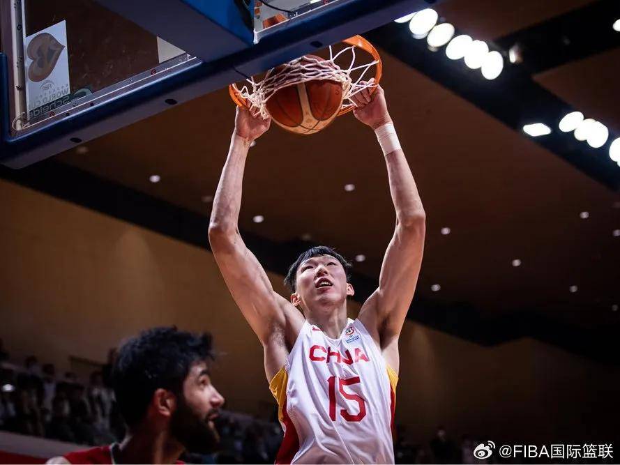 爱体育-中国男篮NBA夏联集锦周琦17分9板，中国男篮胜黄蜂的简单介绍