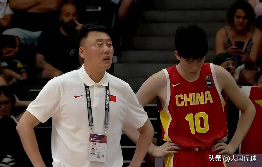 关于江苏男篮连败状态不佳，争夺季后赛岌岌可危的信息