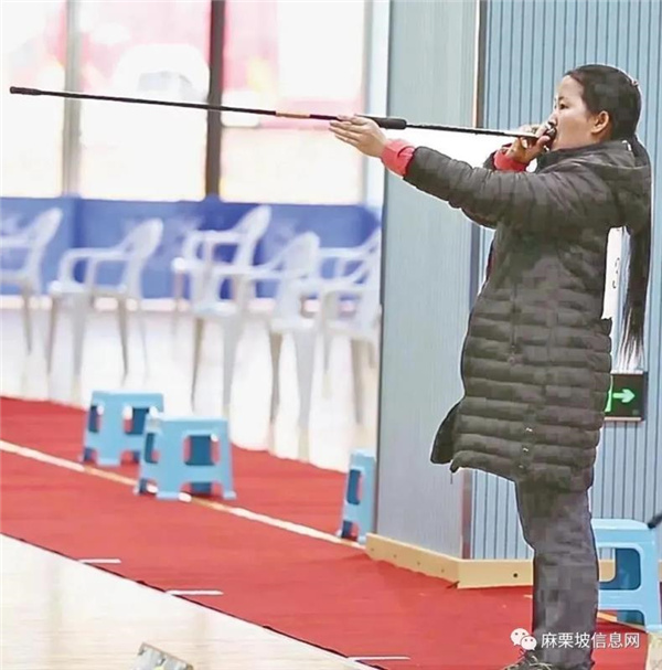 空手道国手惊艳上演，高歌献金牌